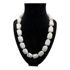 Faux‎ Marble White Beaded Matinee Silver Tone Necklace 21"Modern Classic